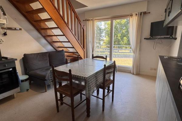 DAMGAN – T4 en duplex avec vue sur le lac
