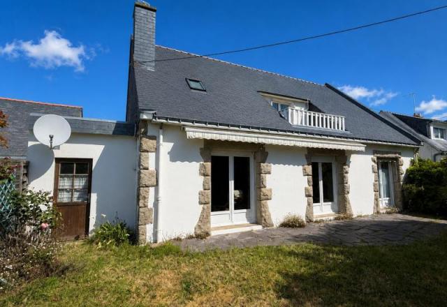 Maison pleine de charme avec beaux volumes très proche mer
