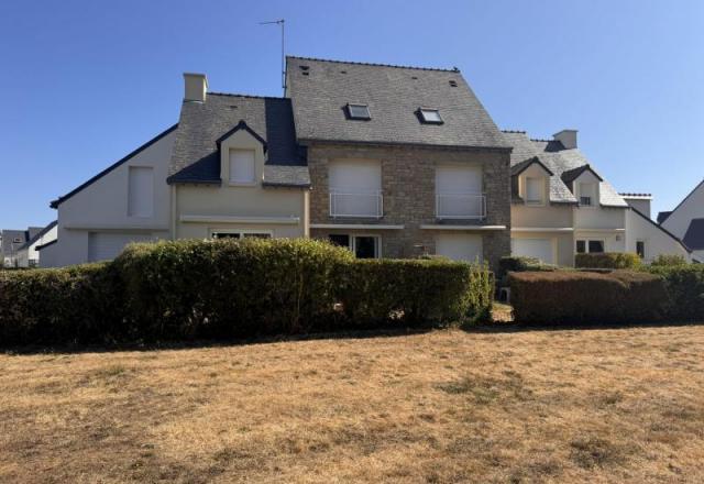 DAMGAN – T4 en duplex avec vue sur le lac