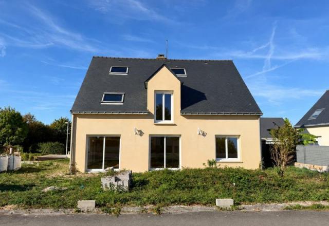 Maison 3 niveaux à rénover