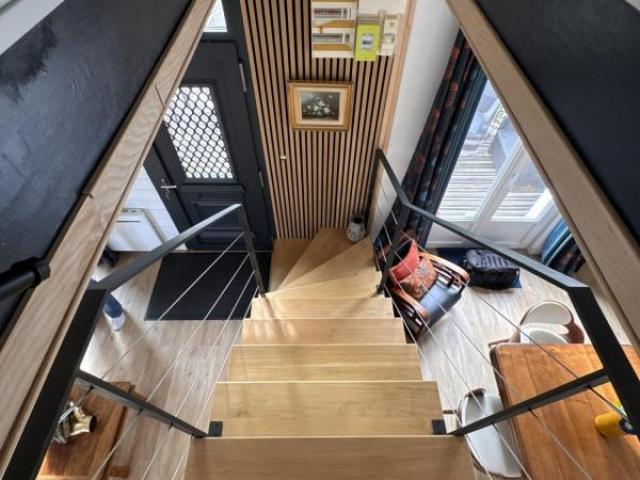 DAMGAN CENTRE : tout à pieds à 150m de la mer