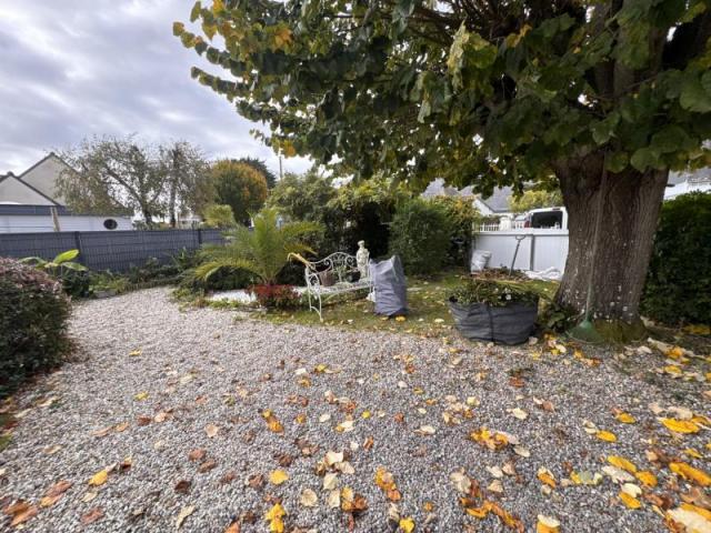 DAMGAN CENTRE : tout à pieds à 150m de la mer