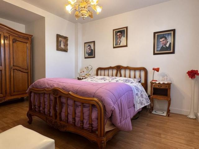 Vivre à DAMGAN centre : T4 avec garage, cave et jardin