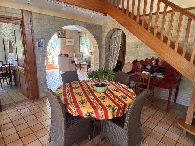 Havre de paix boisé à deux pas de la mer