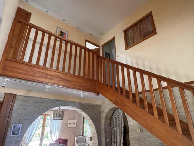 Havre de paix boisé à deux pas de la mer