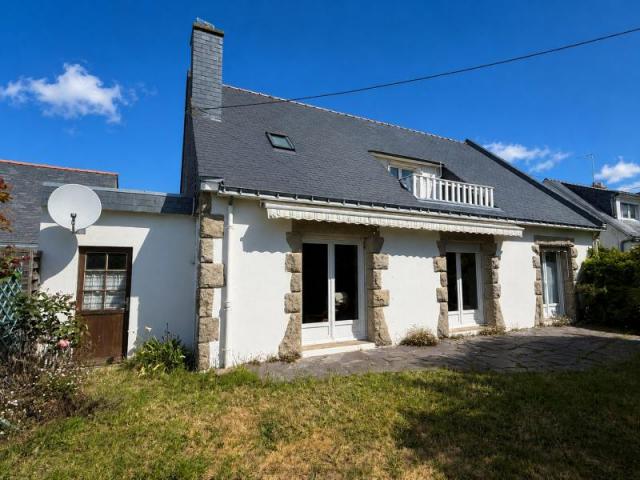 Maison pleine de charme avec beaux volumes très proche mer