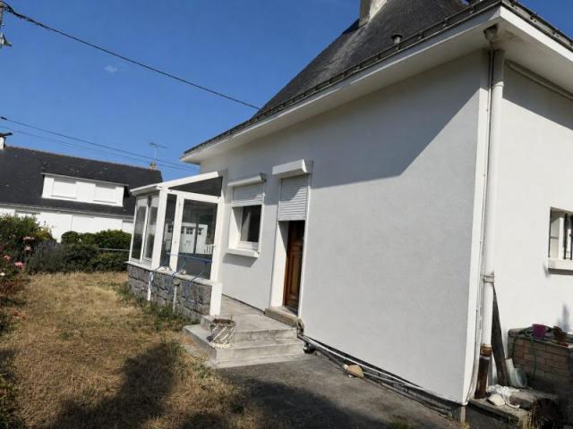 Maison à rénover avec vue mer à 50 m de la plage