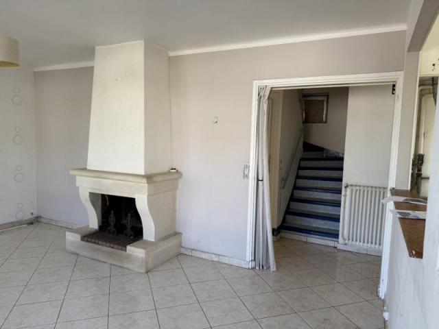 Maison à rénover avec vue mer à 50 m de la plage