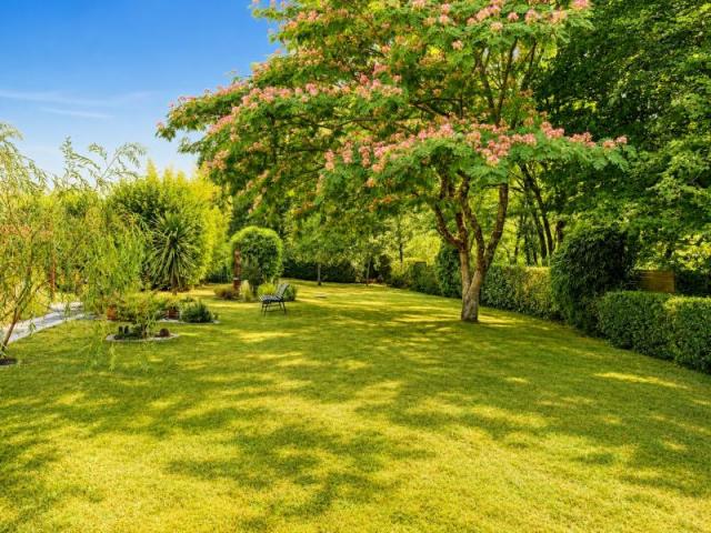 Longère de caractère rénovée - Jardin paysagé d'exception ?