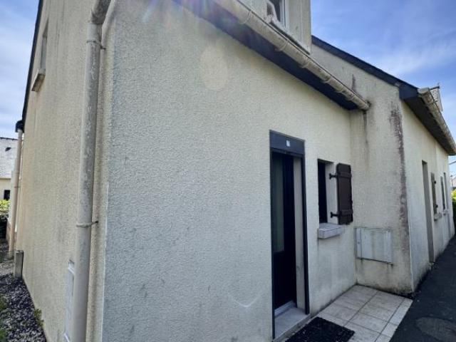 DAMGAN : A VENDRE MAISON 2 CHAMBRES 50m DE LA MER