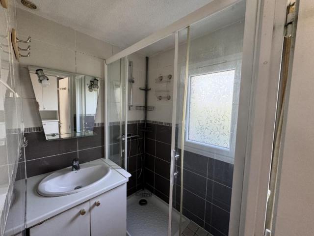 DAMGAN : A VENDRE MAISON 2 CHAMBRES 50m DE LA MER